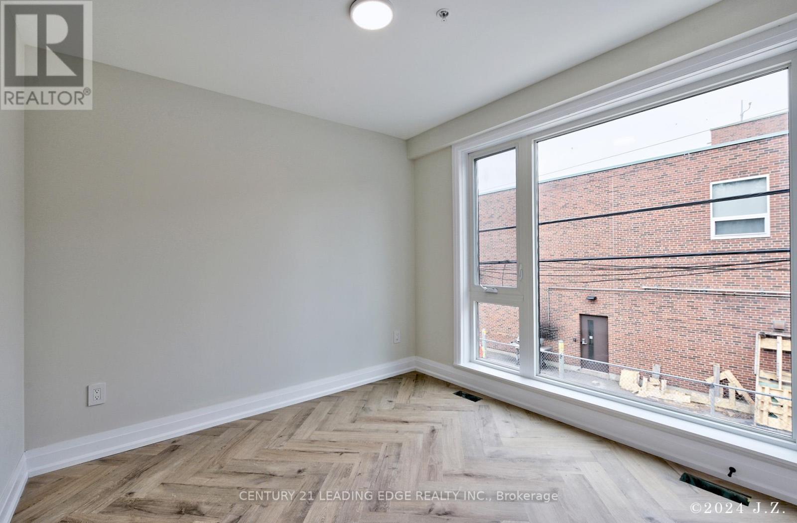 Laneway - 153 Macdonell Avenue W, Toronto, Ontario  M6R 2A4 - Photo 12 - W12173624