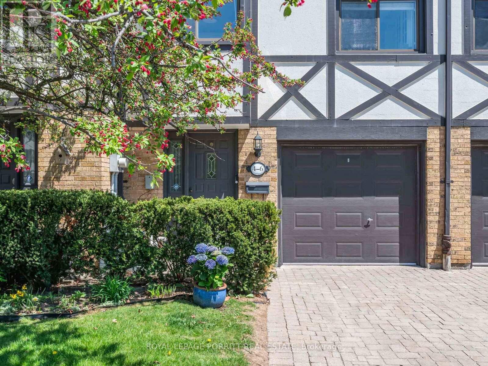 6 - 4 Bradbrook Road, Toronto, Ontario  M8Z 5V3 - Photo 4 - W12173663