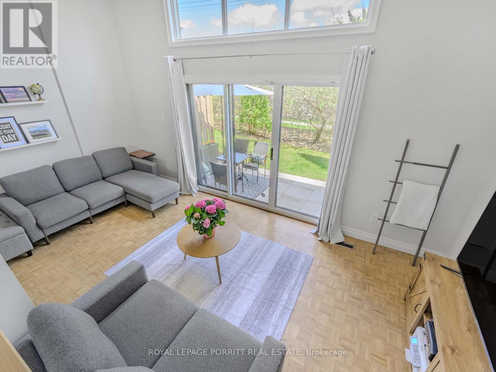 6 - 4 Bradbrook Road, Toronto, Ontario  M8Z 5V3 - Photo 9 - W12173663