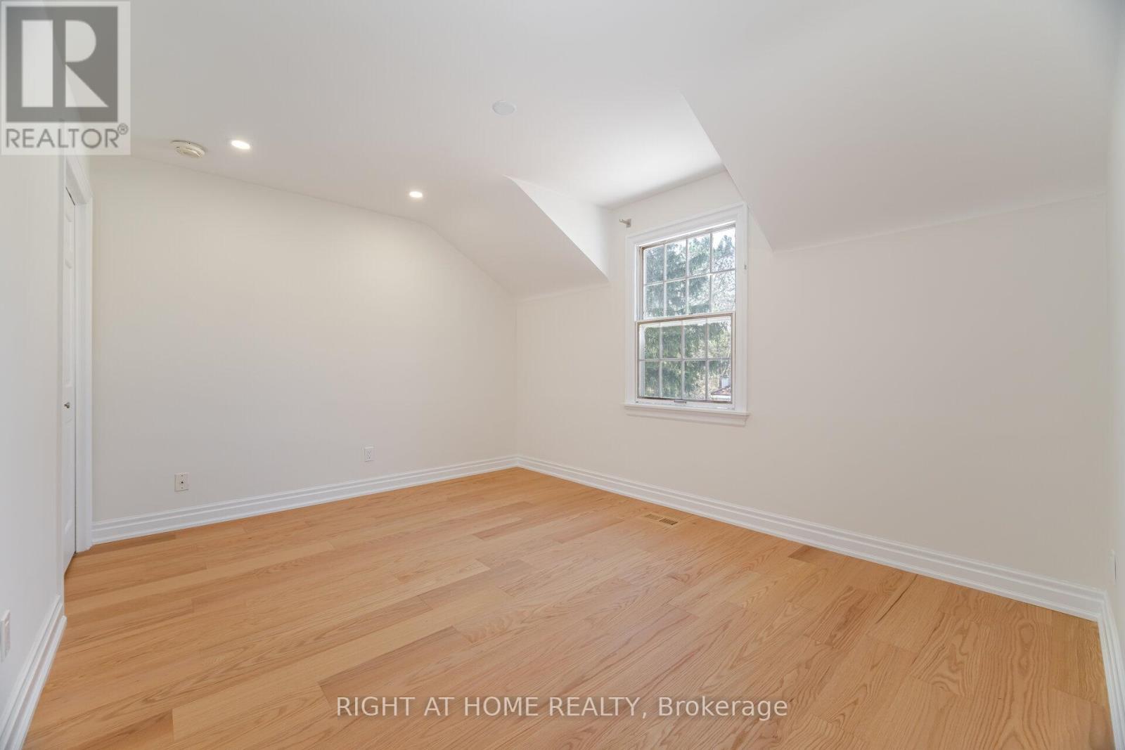 1173 Carey Road, Oakville, Ontario  L6J 2E3 - Photo 32 - W12173672
