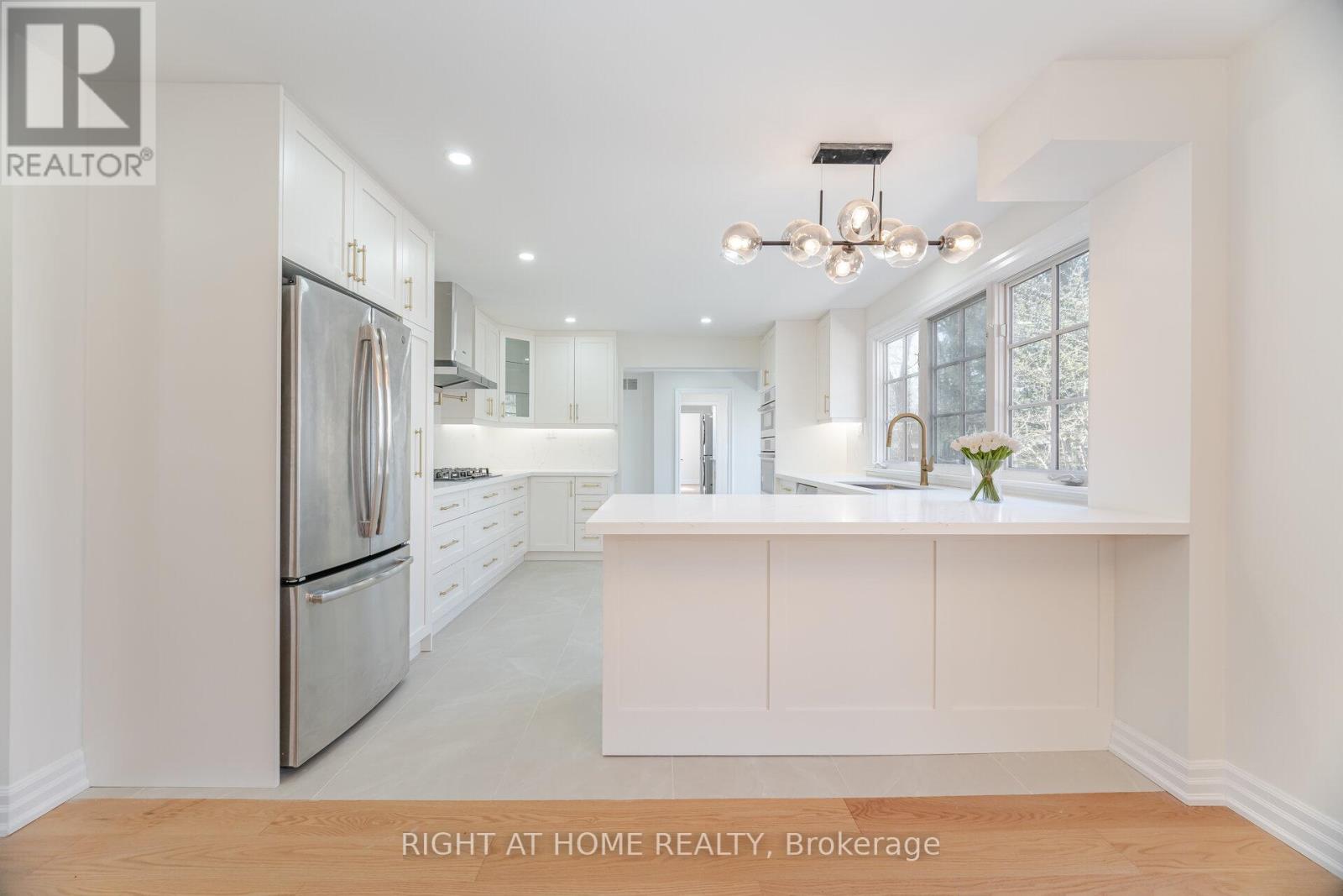 1173 Carey Road, Oakville, Ontario  L6J 2E3 - Photo 9 - W12173672
