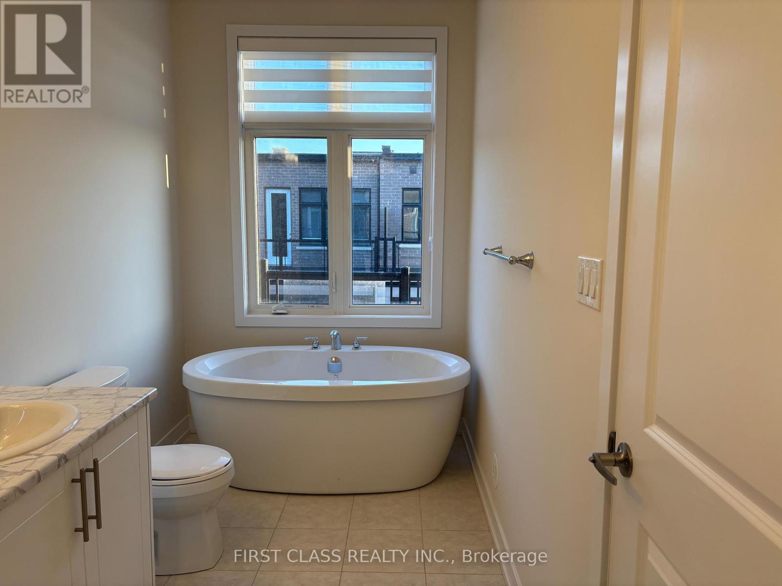 3120 Perkins Way, Oakville, Ontario  L6H 7Z5 - Photo 20 - W12173689