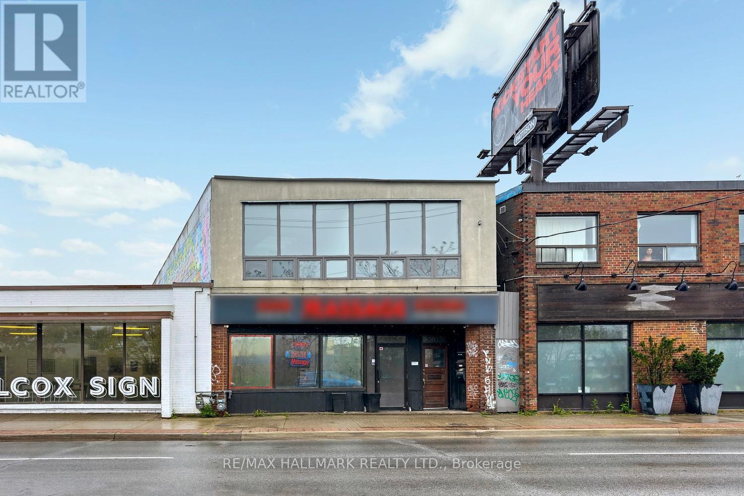 3631 Dundas Street W, Toronto, Ontario  M6S 2T2 - Photo 1 - W12173716