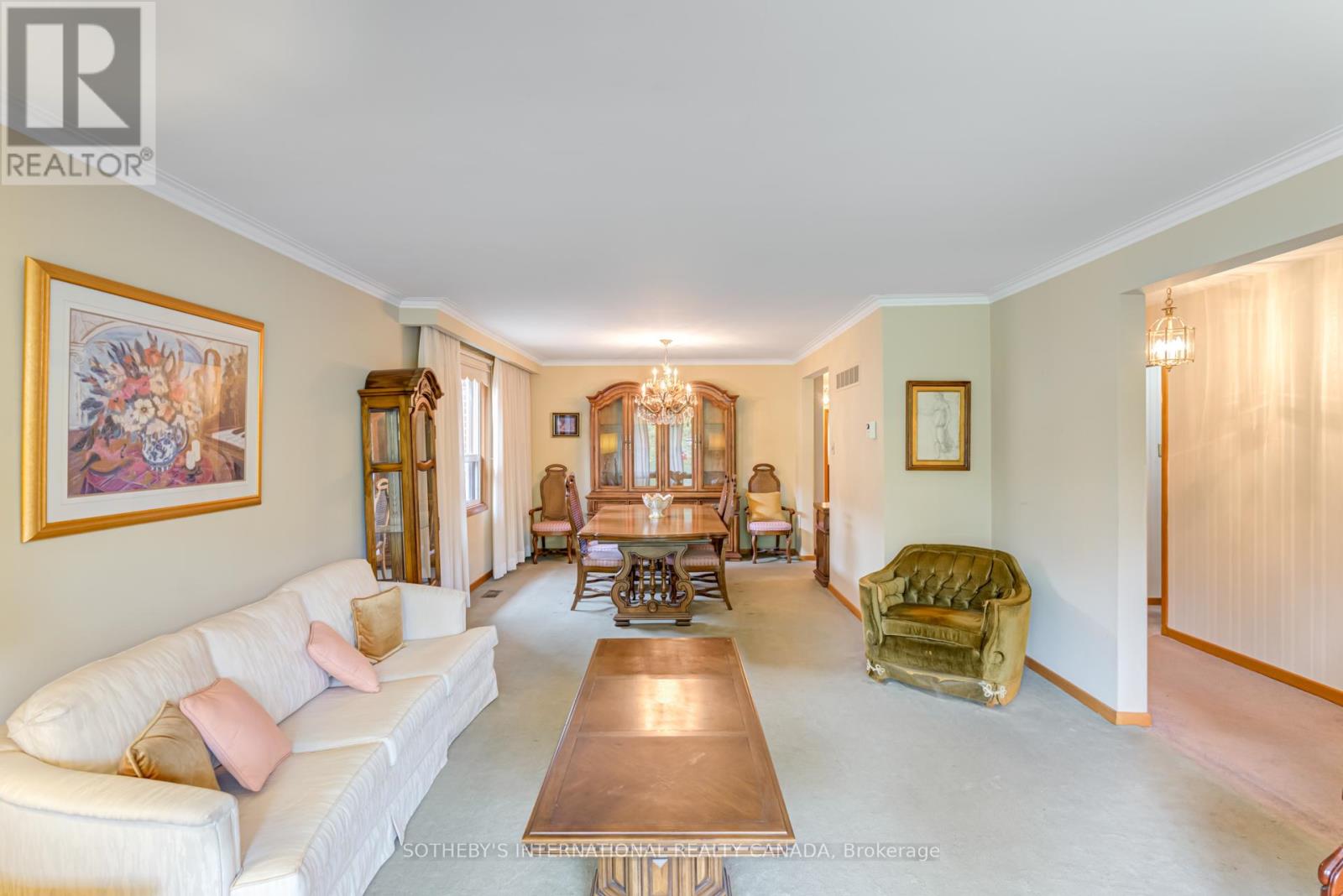 102 Clement Road, Toronto, Ontario  M9R 1Z2 - Photo 5 - W12173717