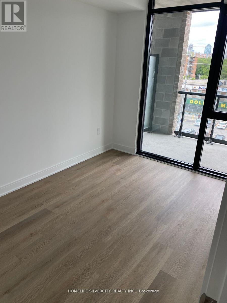 406 - 86 Dundas Street, Mississauga, Ontario  L5A 0B1 - Photo 7 - W12173727
