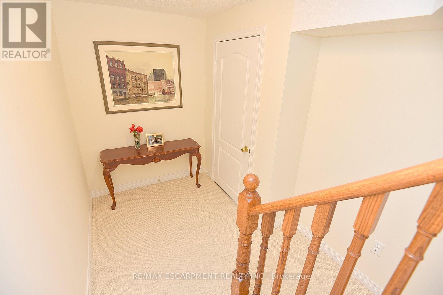 4194 Rawlins Common, Burlington, Ontario  L7M 0B5 - Photo 32 - W12173739