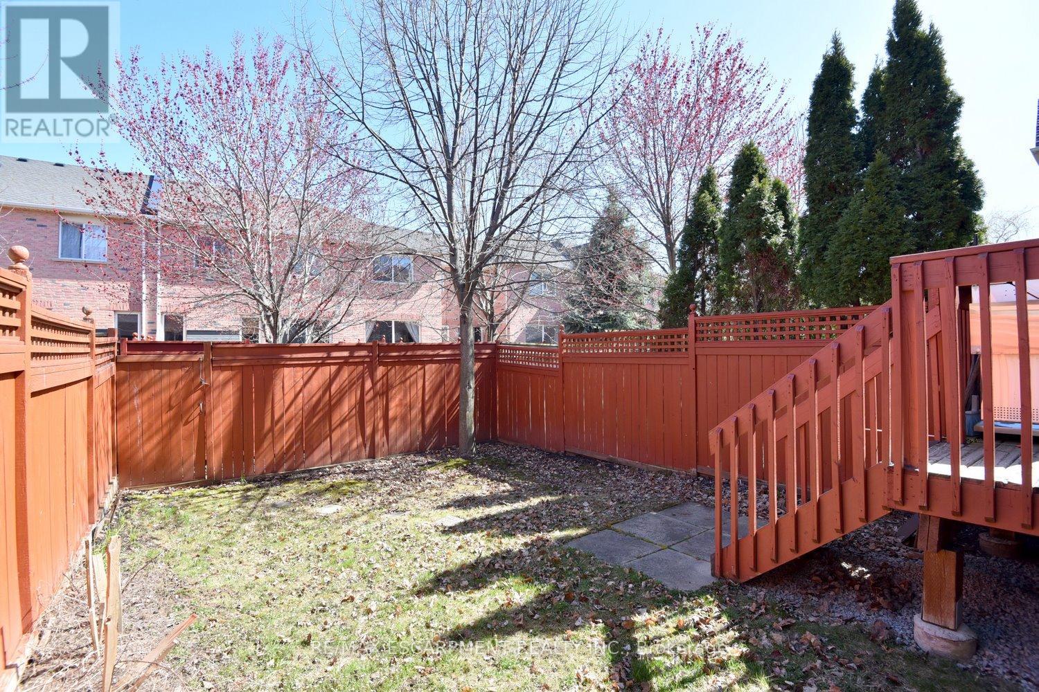 4194 Rawlins Common, Burlington, Ontario  L7M 0B5 - Photo 36 - W12173739