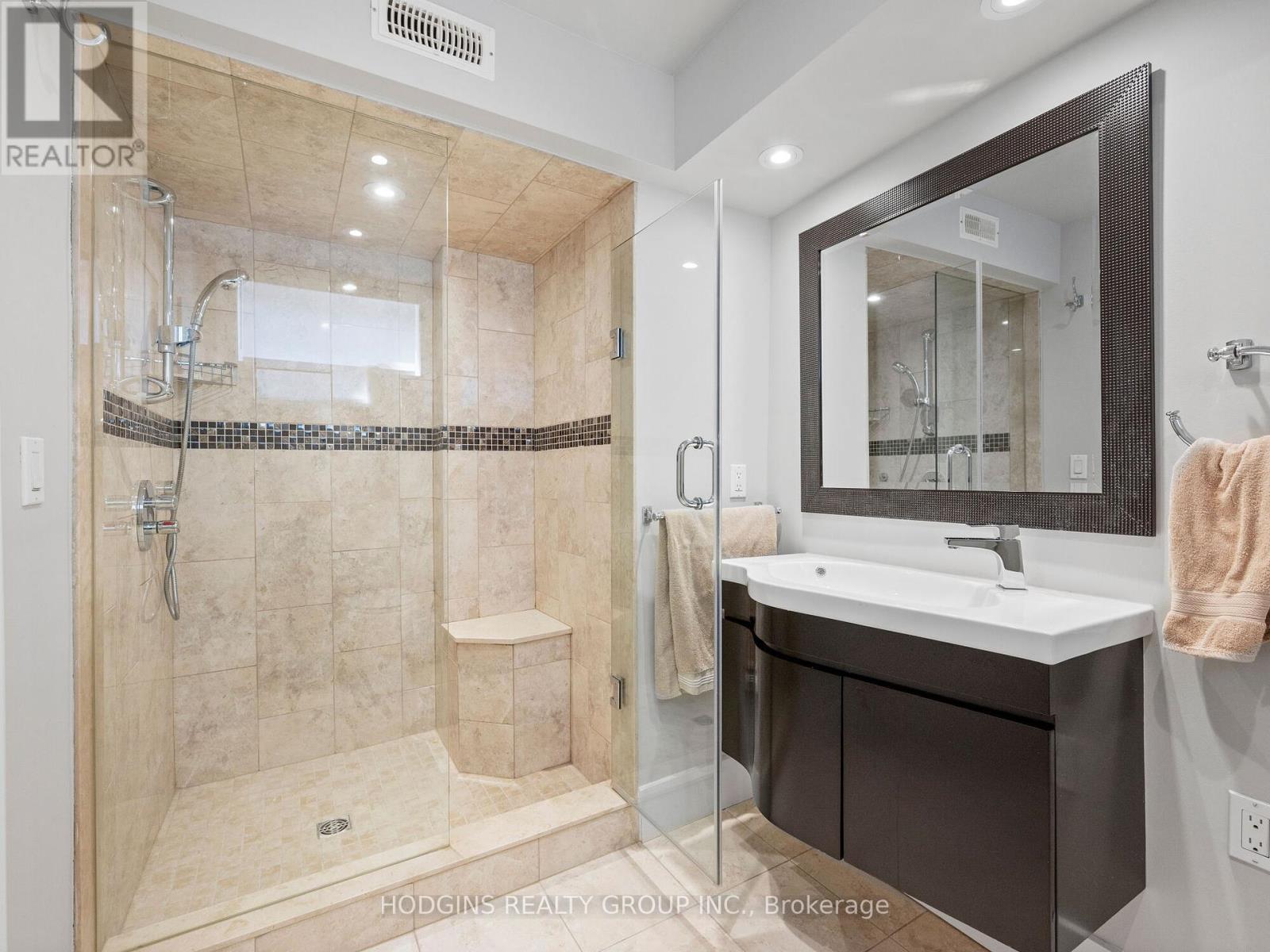 1816 Paddock Crescent, Mississauga, Ontario  L5L 3E4 - Photo 42 - W12173745