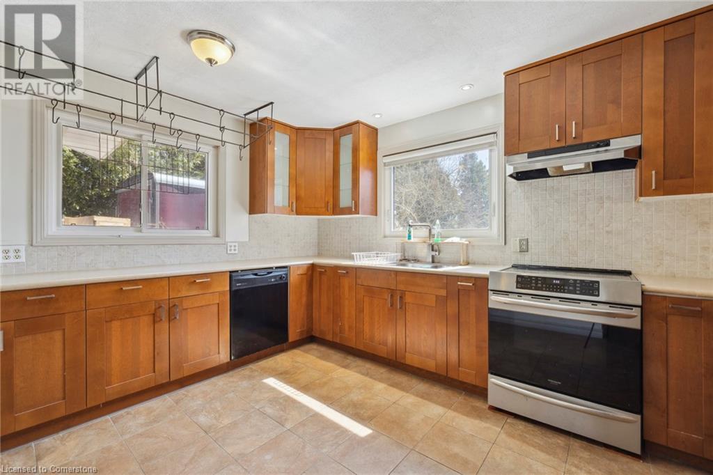 Property at 827 6TH CONCESSION Road W image 4