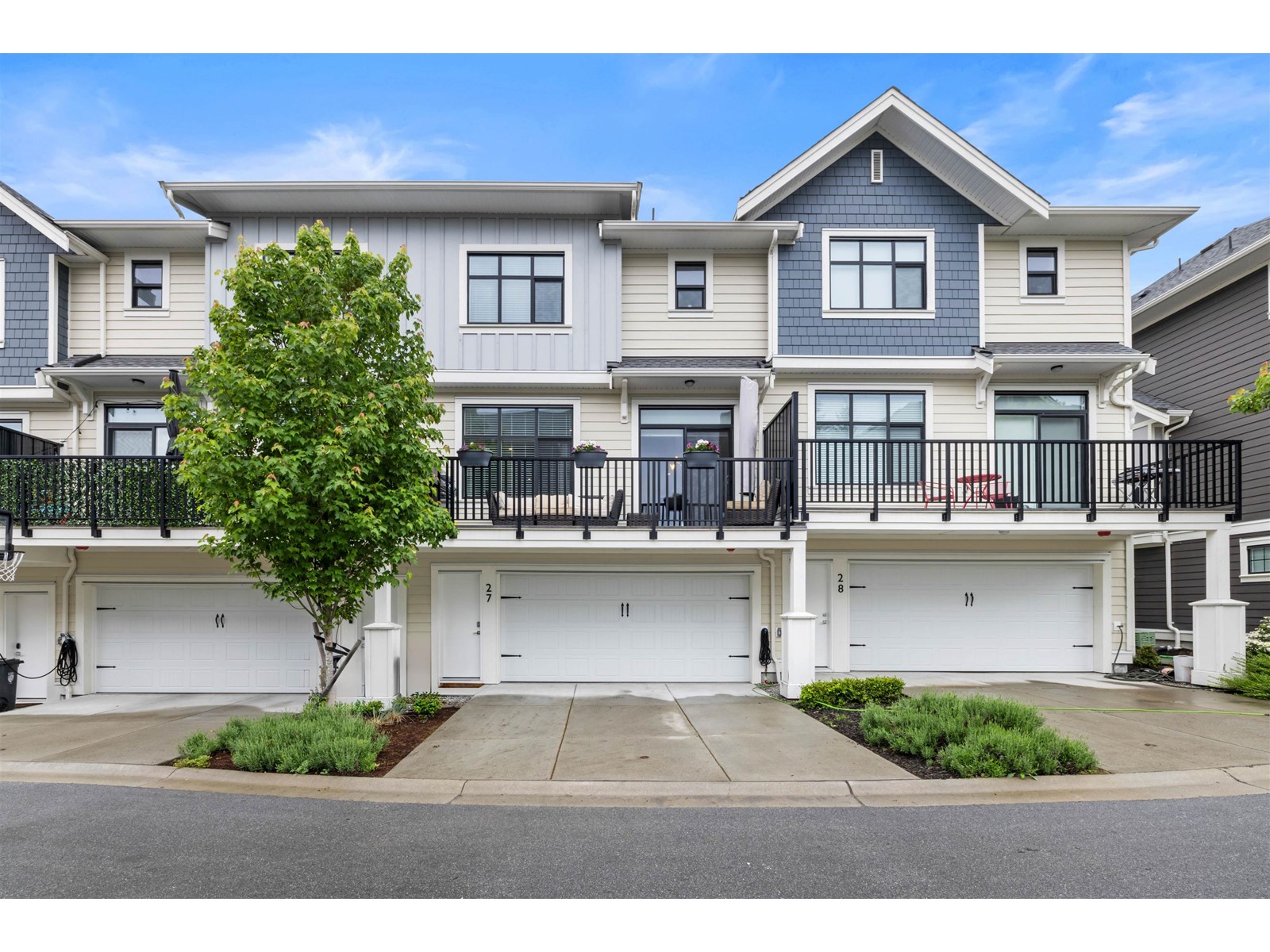 27 20327 72B AVENUE, Langley, British Columbia