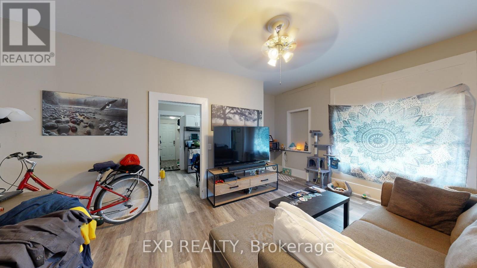 553 Quebec Street, London East (East G), Ontario  N5W 3Y9 - Photo 13 - X12173588