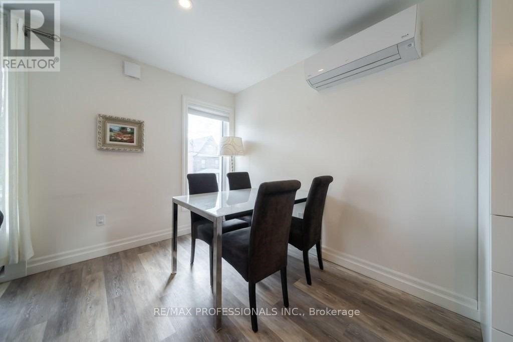 Upper - 31 Dundurn Street N, Hamilton, Ontario  L8R 3C9 - Photo 5 - X12173659
