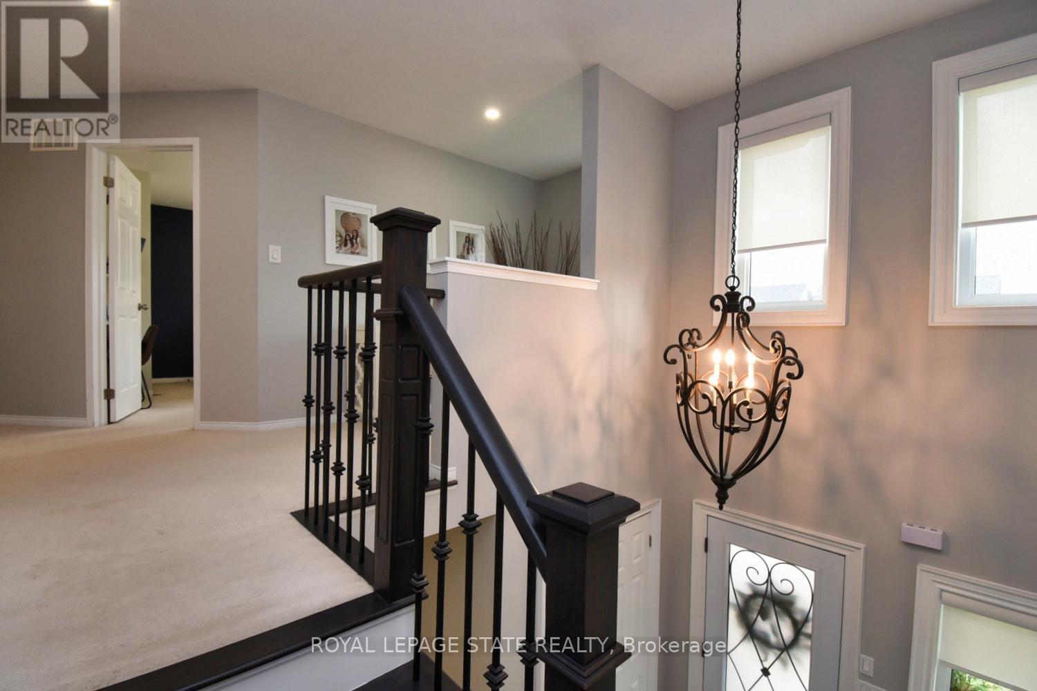 97 Voyager Pass, Hamilton, Ontario  L0R 1C0 - Photo 5 - X12173683