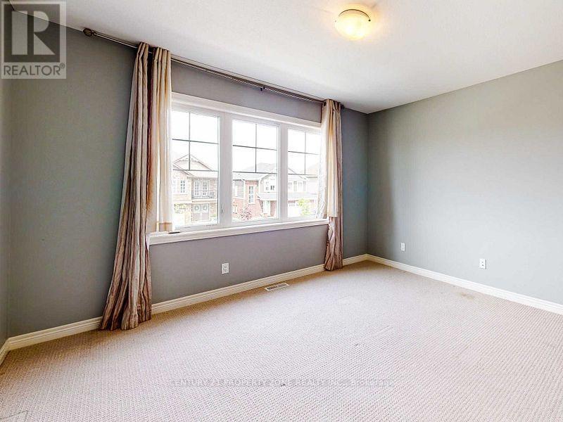 379 Silverwood Avenue E, Welland, Ontario  L3C 0C6 - Photo 12 - X12173712