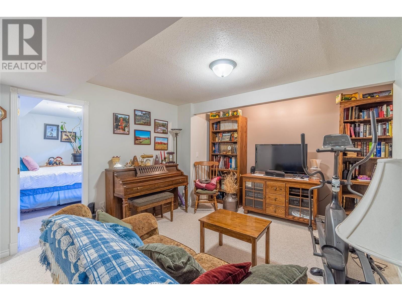 1817 Coldwater Court, Kamloops, British Columbia  V2E 2R5 - Photo 30 - 10341118