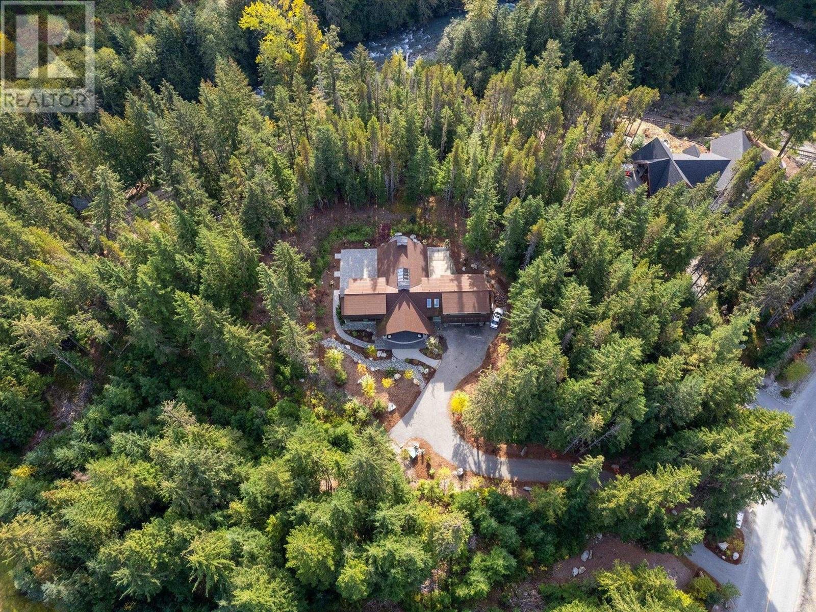 9036 Riverside Drive, Whistler, British Columbia  V8E 1M1 - Photo 29 - R2967119