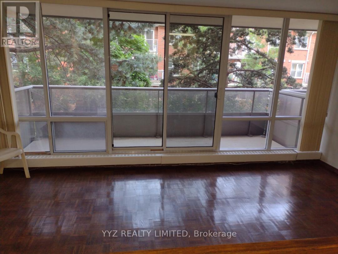 201 - 31 Four Winds Drive W, Toronto, Ontario  M3J 1K9 - Photo 9 - W12173753