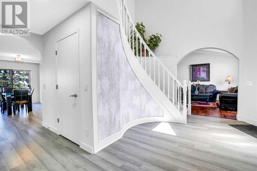 1360 Shawnee Road Sw, Calgary, Alberta  T2Y 2T1 - Photo 5 - A2214312