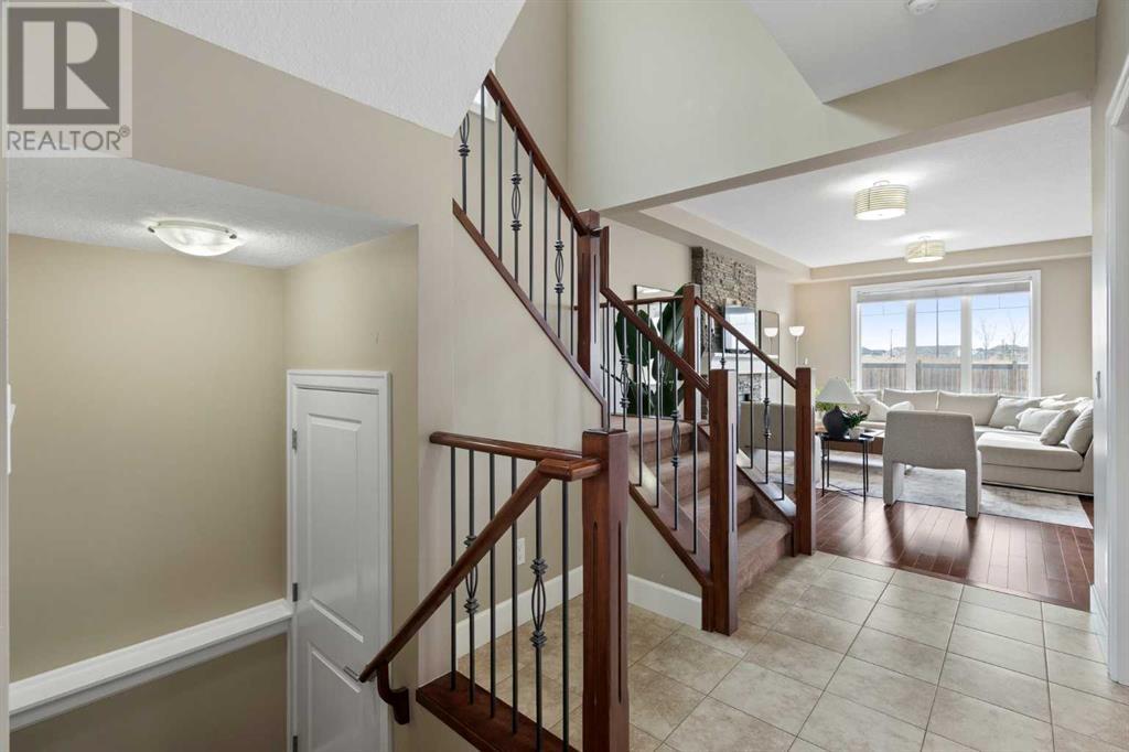 684 Windbrook Heights Sw, Airdrie, Alberta  T4B 3V8 - Photo 5 - A2216012