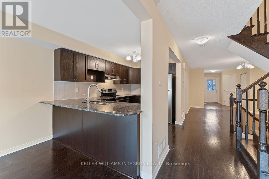 203 Kingswell Street, Ottawa, Ontario  K1T 0L1 - Photo 6 - X12173329