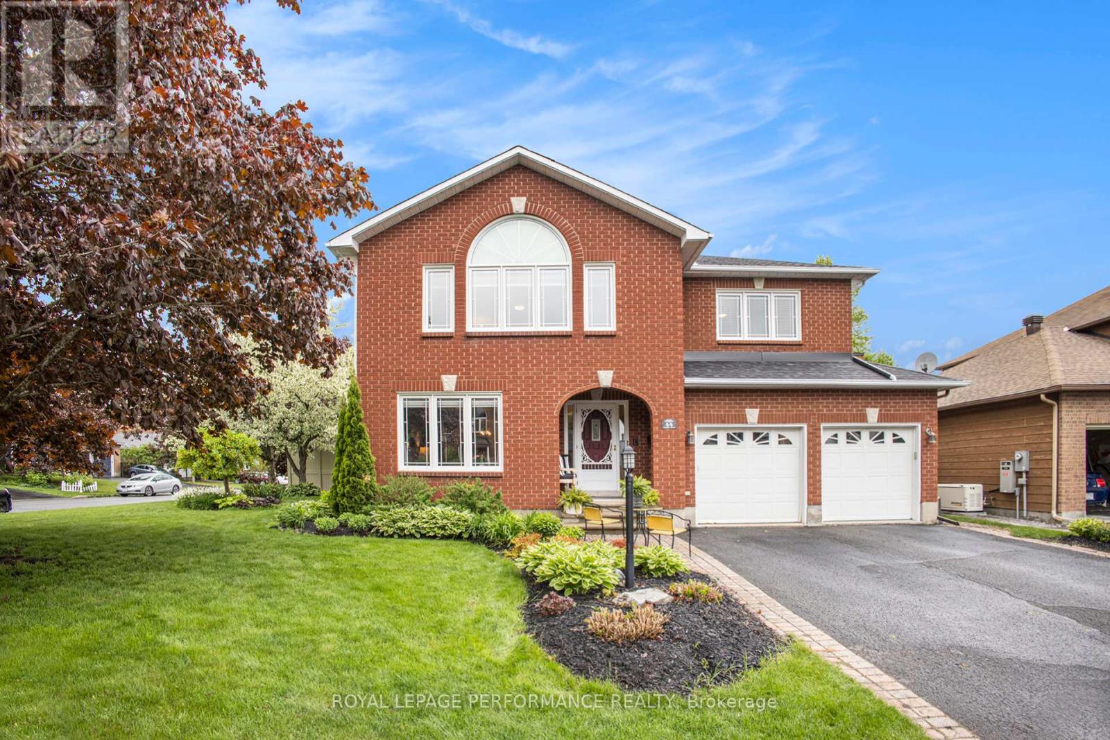 44 Cherry Drive, Ottawa, Ontario  K2S 1J4 - Photo 1 - X12173818