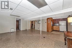 2099 Balharrie Avenue S, Ottawa, Ontario  K1G 1G4 - Photo 17 - X12173831