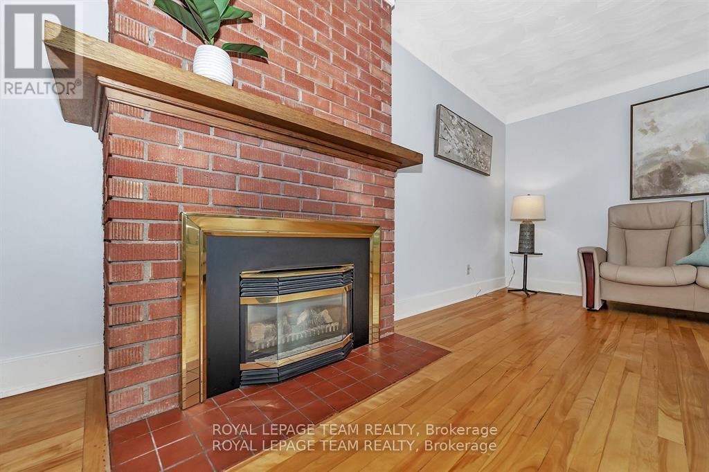 Property at 2099 BALHARRIE AVENUE S image 5