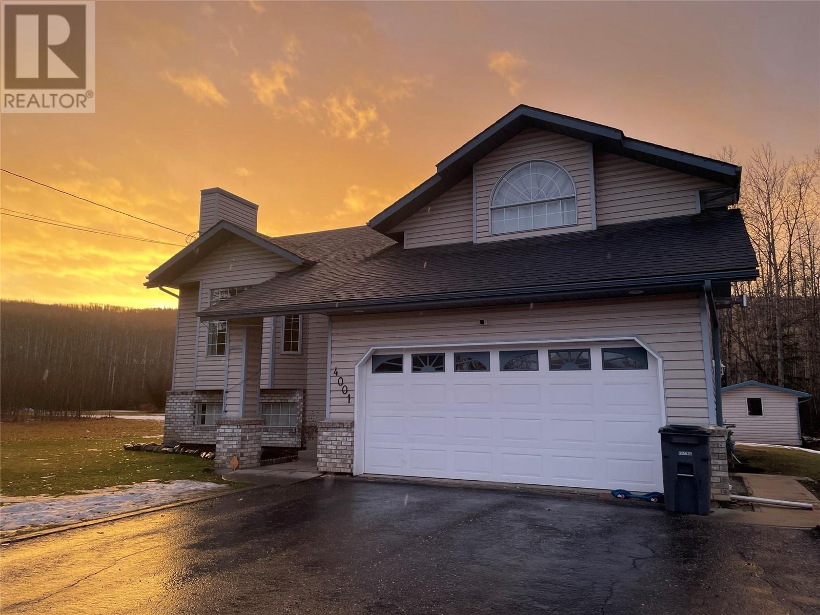 4001 52a Avenue, Chetwynd, BC V0C1J0