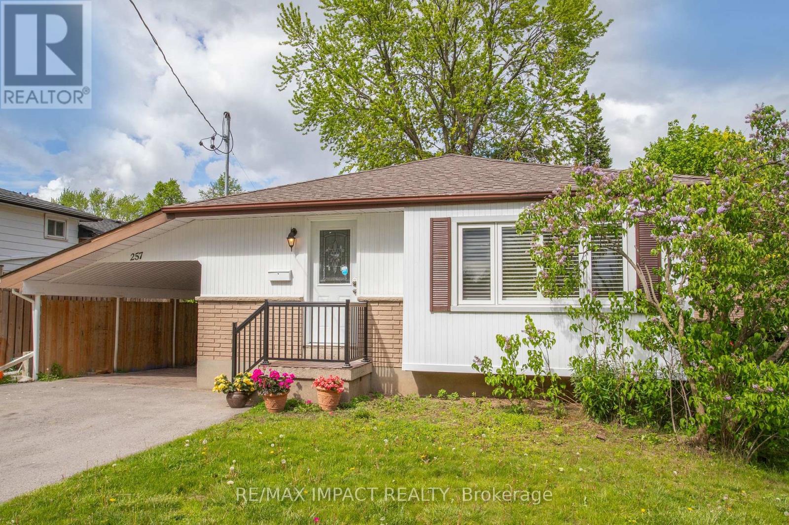257 Arden Drive, Oshawa, Ontario  L1G 1X6 - Photo 2 - E12173222
