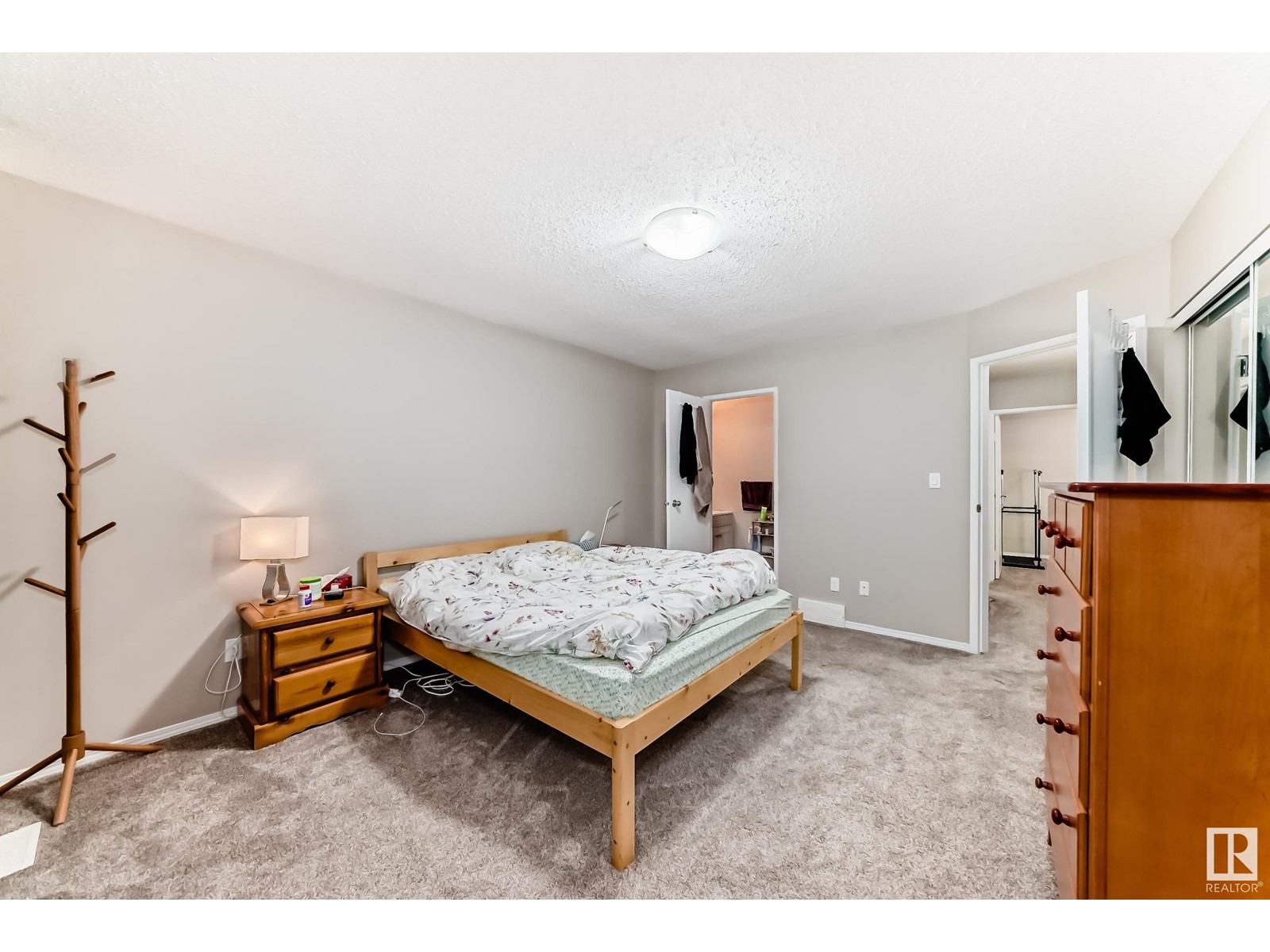 642 Saddleback Rd Nw, Edmonton, Alberta  T6J 4Z3 - Photo 20 - E4438573