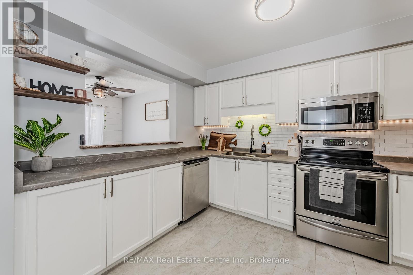 37 Swift Crescent, Guelph, Ontario  N1E 7J3 - Photo 11 - X12137919