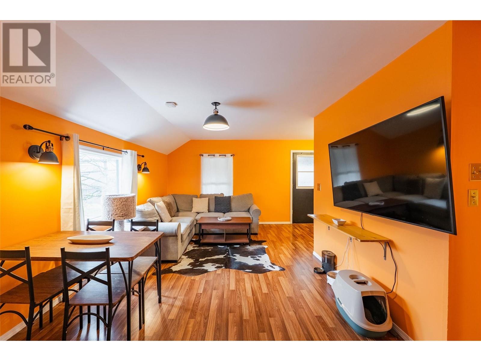 1821 Falls Street, Nelson, BC V1L1K1