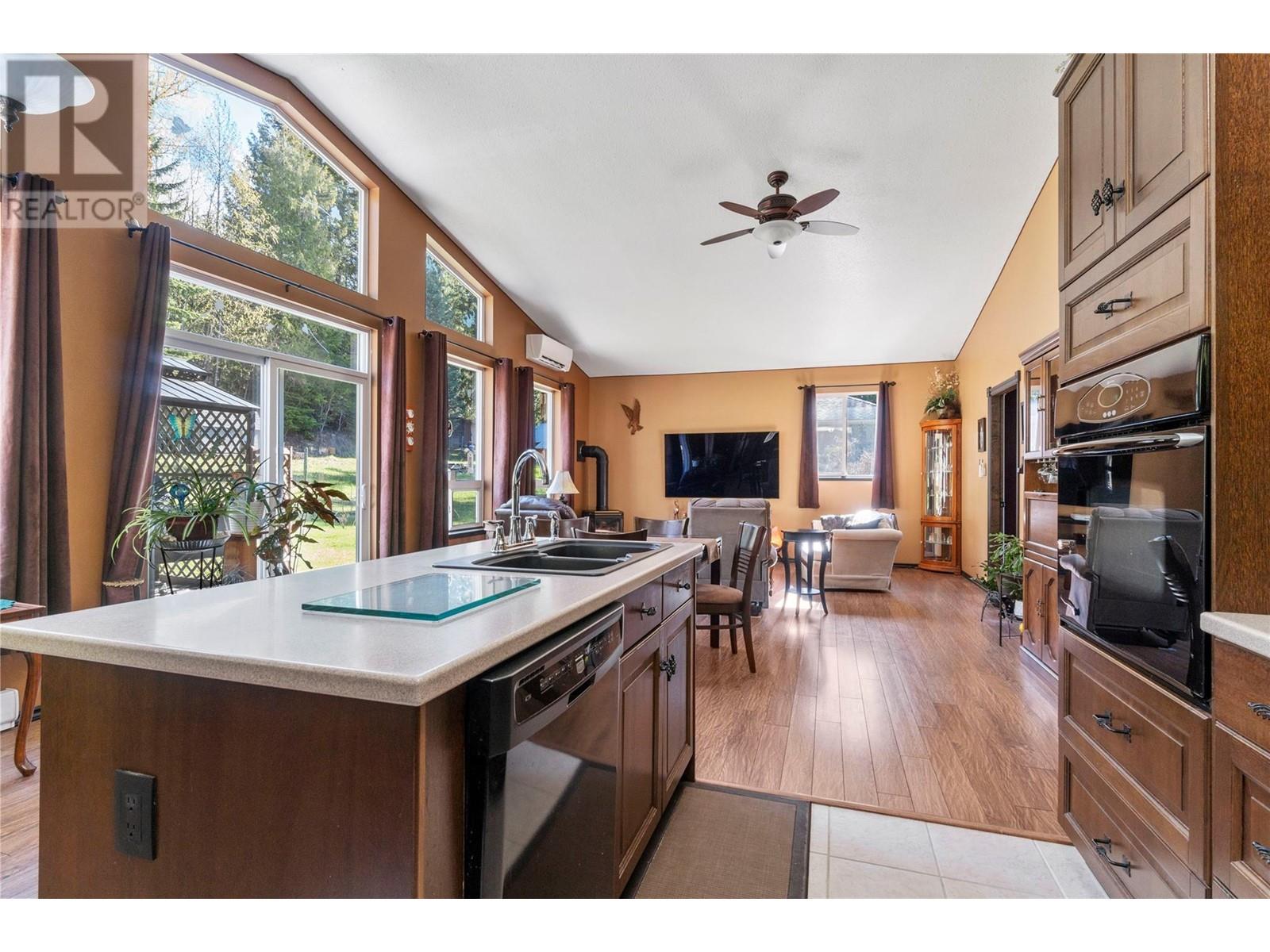Property at 7688 Mountain Drive image 5