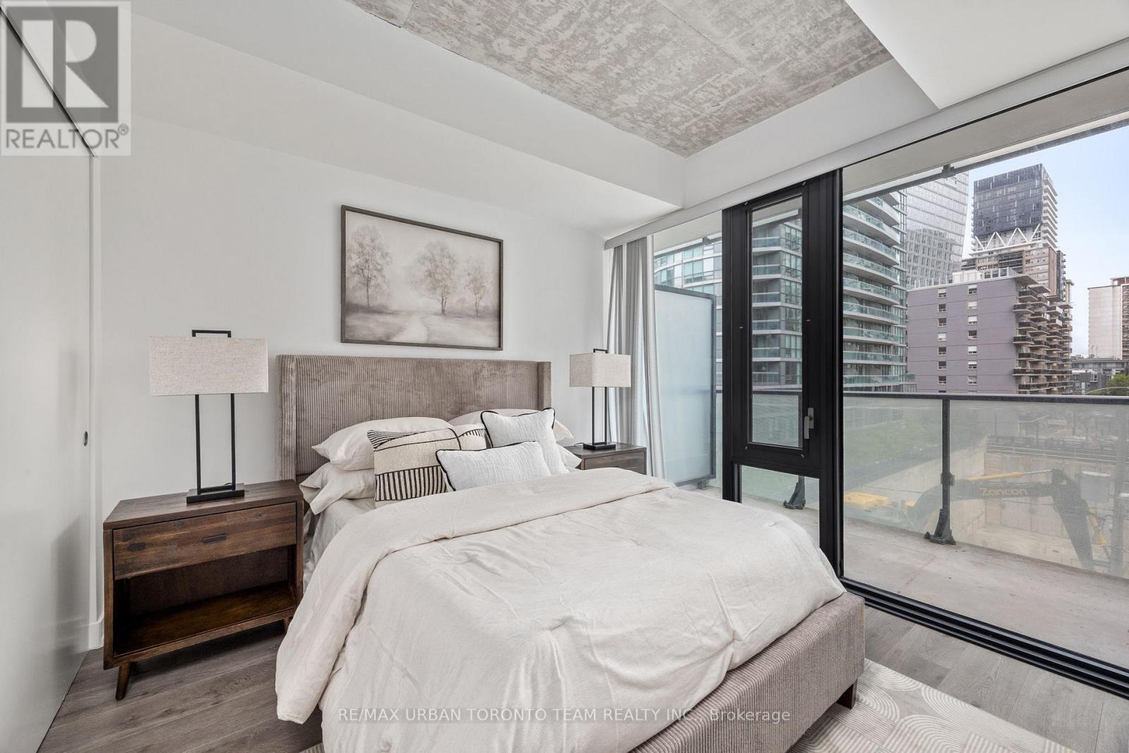 304 - 161 Roehampton Avenue, Toronto, Ontario  M4P 0C8 - Photo 17 - C12173808
