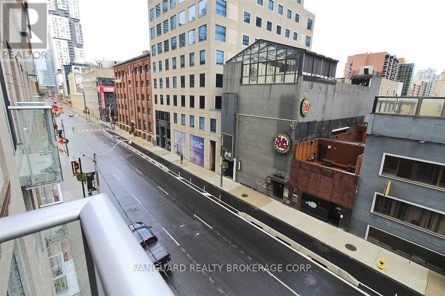 401 - 199 Richmond Street W, Toronto, Ontario  M5V 0H4 - Photo 23 - C12173835