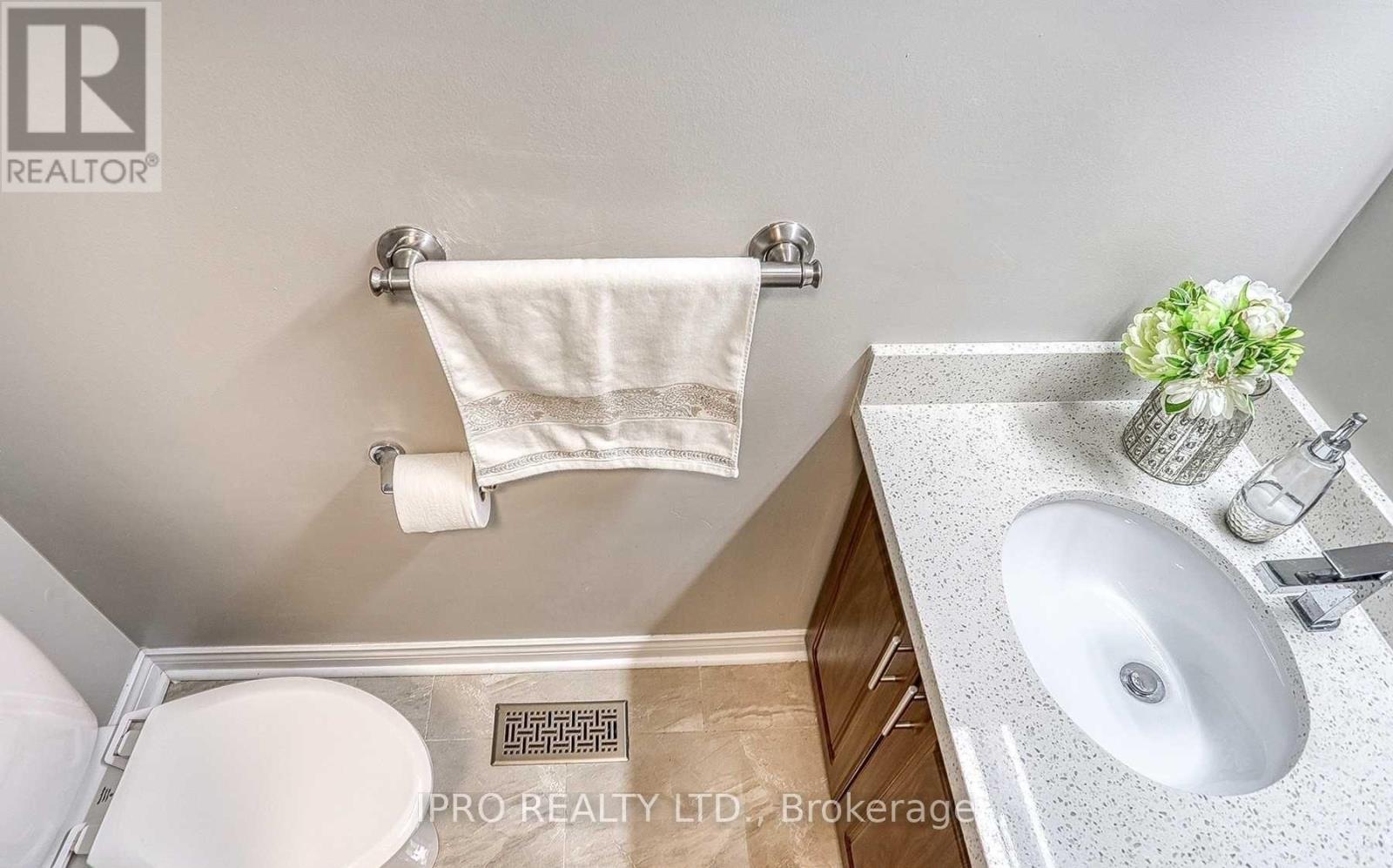 60 Batt Crescent, Ajax, Ontario  L1T 4L8 - Photo 15 - E12173822