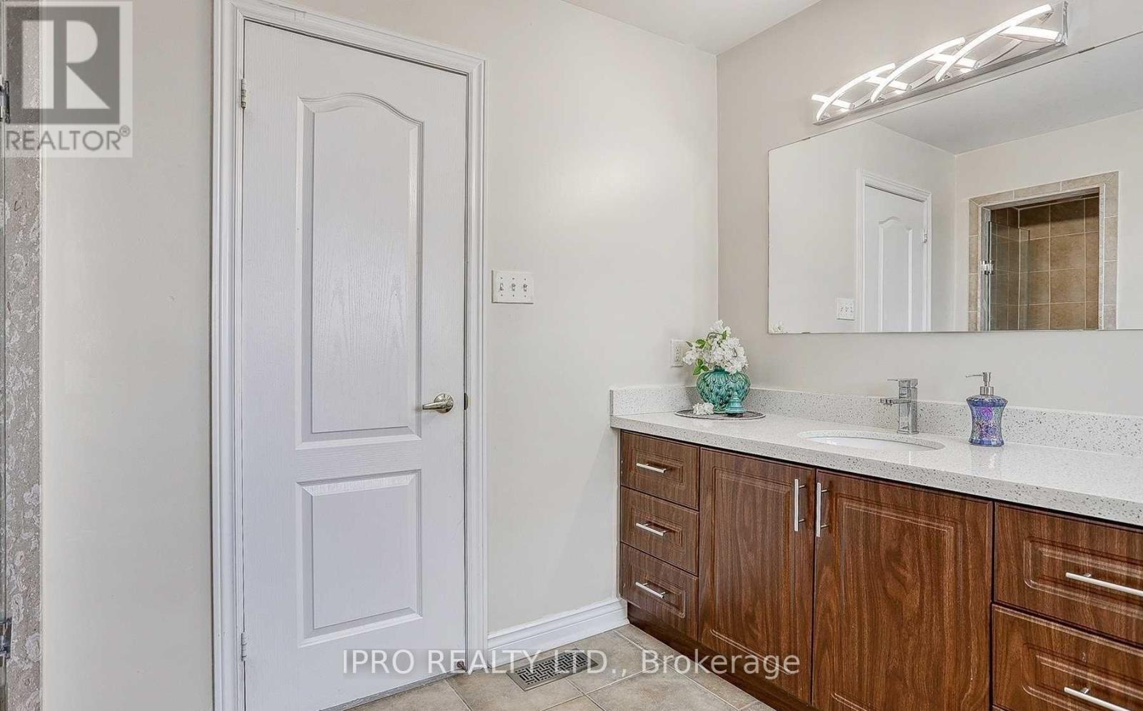 60 Batt Crescent, Ajax, Ontario  L1T 4L8 - Photo 18 - E12173822