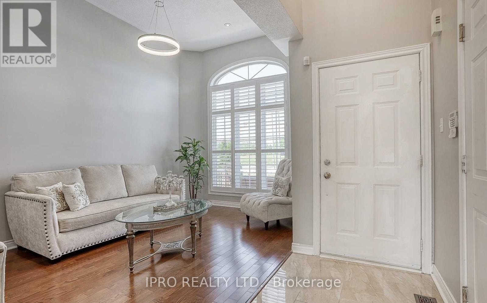 60 Batt Crescent, Ajax, Ontario  L1T 4L8 - Photo 2 - E12173822