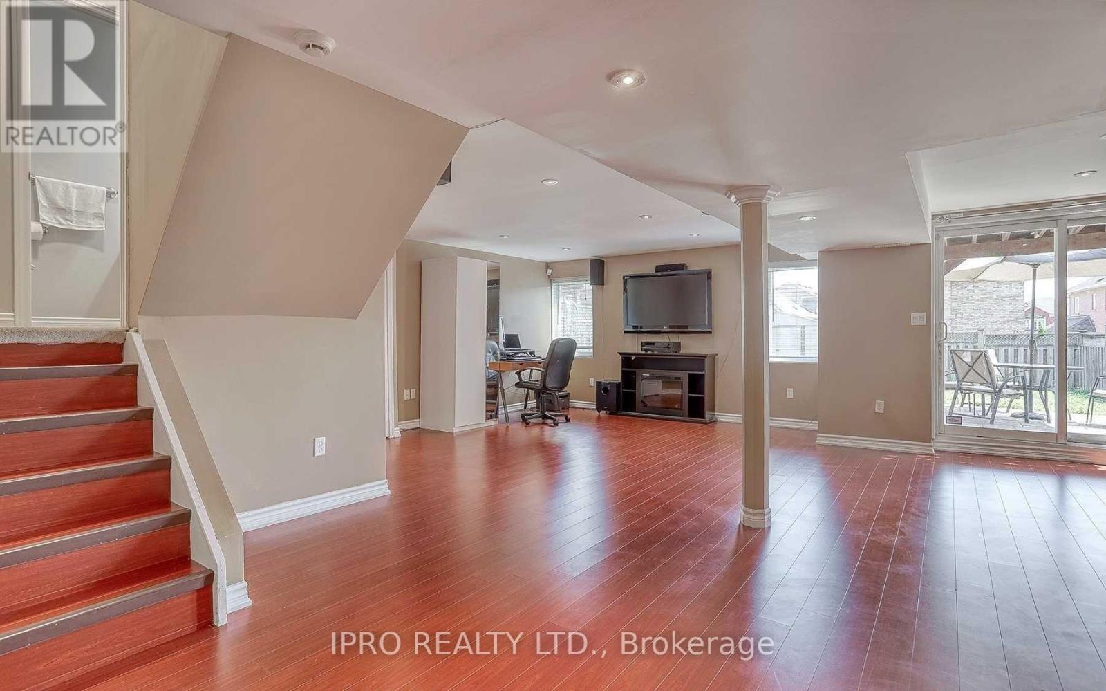 60 Batt Crescent, Ajax, Ontario  L1T 4L8 - Photo 25 - E12173822