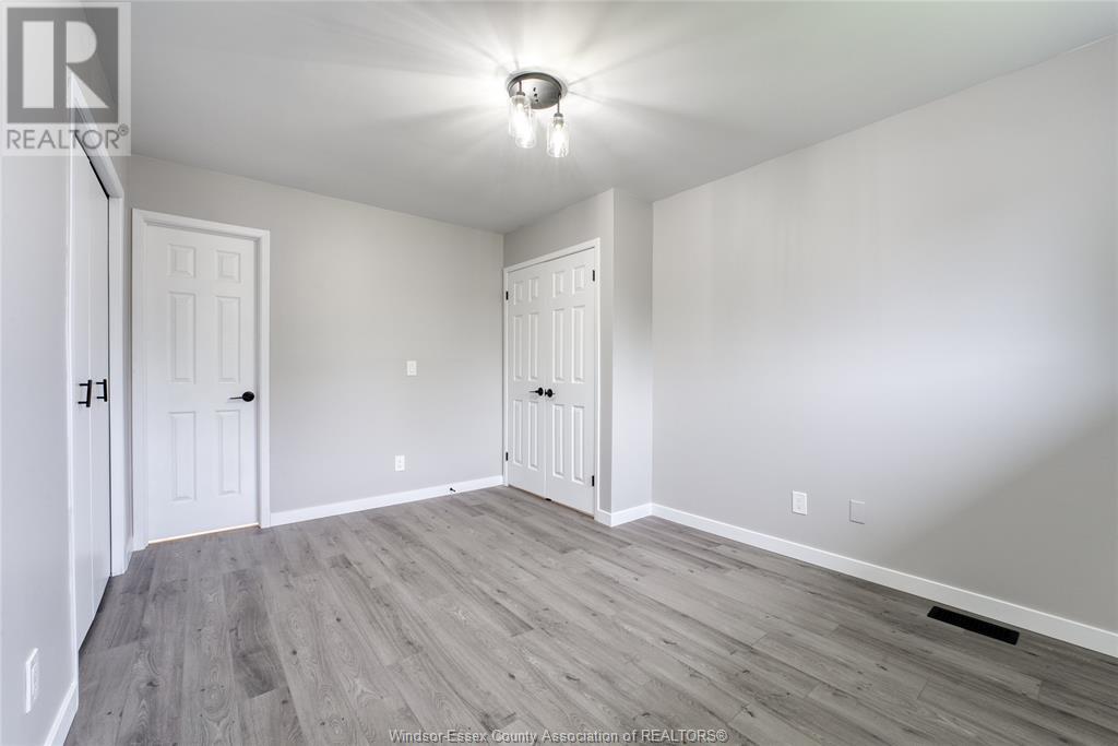 10649 Halstead Crescent, Windsor, Ontario  N8R 2C3 - Photo 19 - 25013108