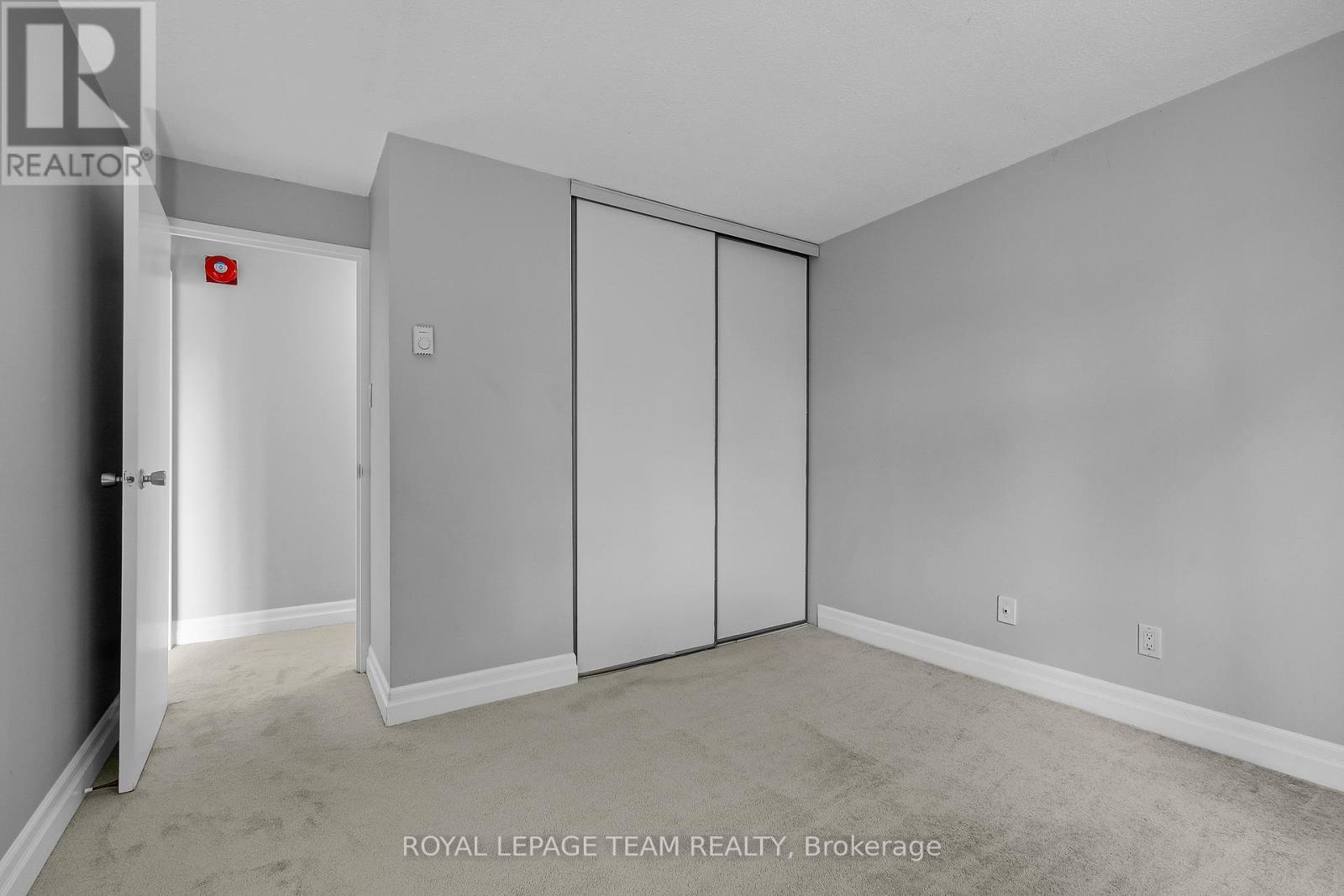 302 - 50 Burnside Avenue, Ottawa, Ontario  K1Y 2M2 - Photo 21 - X12173863