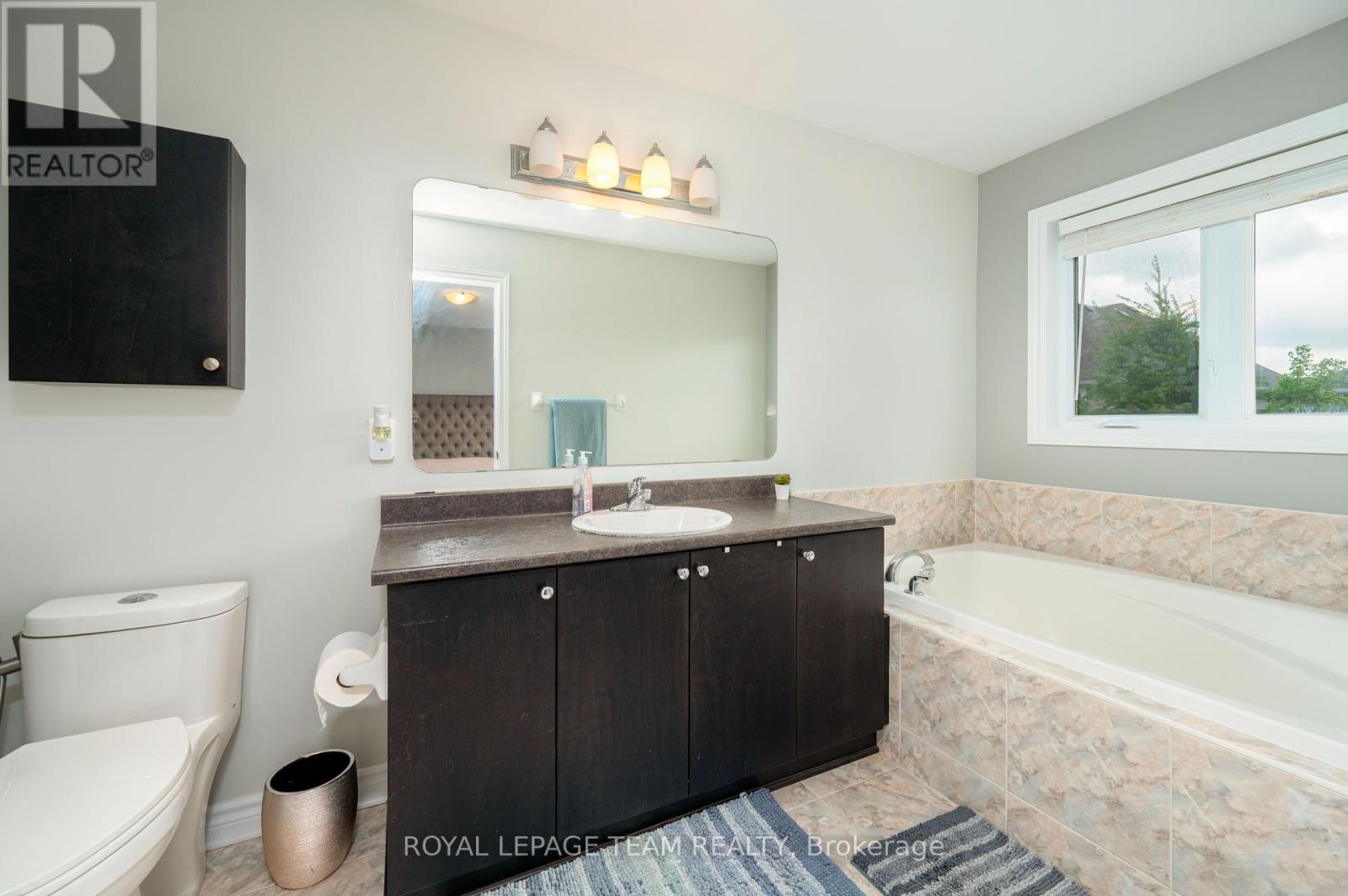 357 Widgeon Way, Ottawa, Ontario  K1T 0G1 - Photo 19 - X12173877