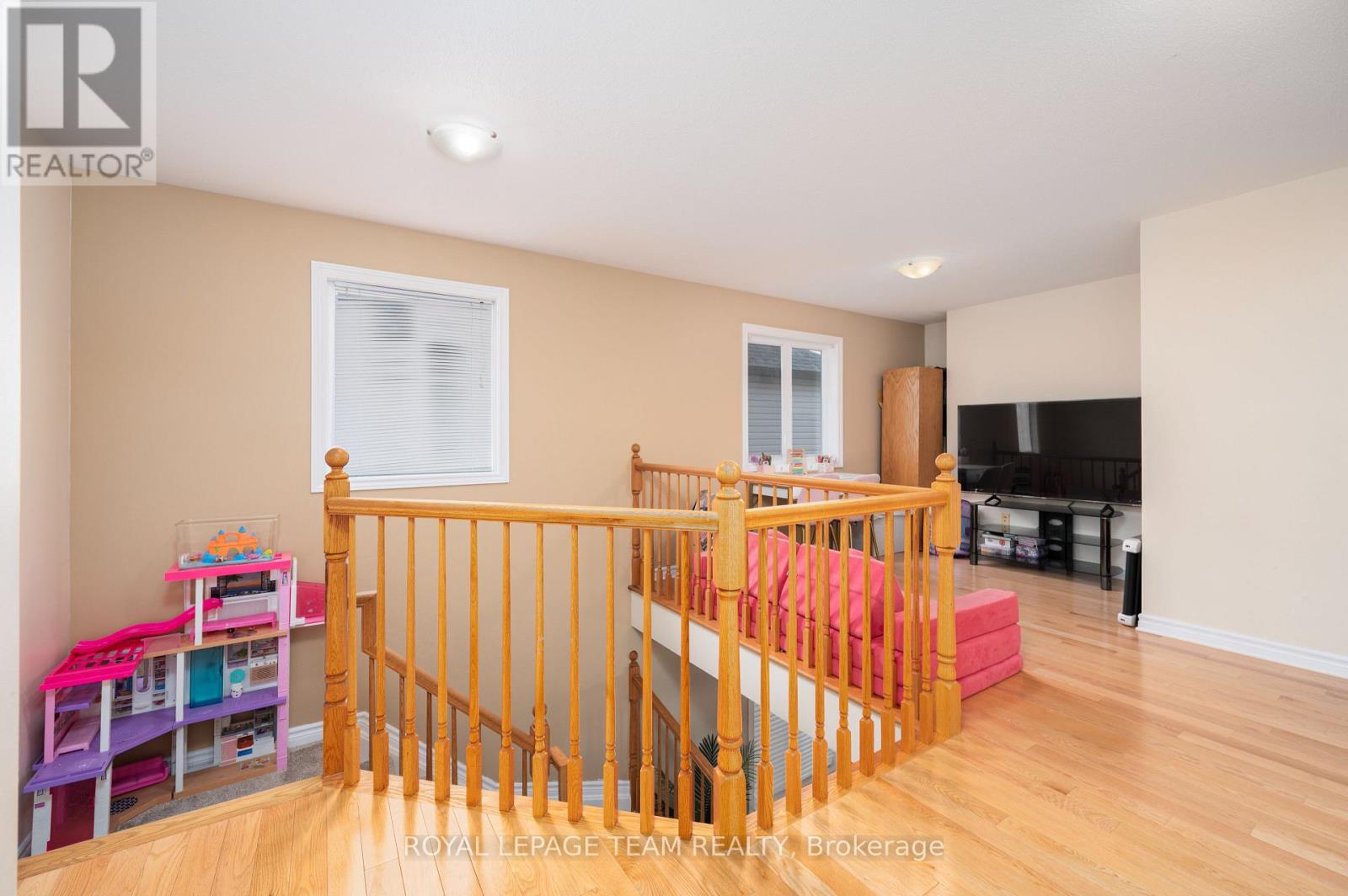 357 Widgeon Way, Ottawa, Ontario  K1T 0G1 - Photo 22 - X12173877
