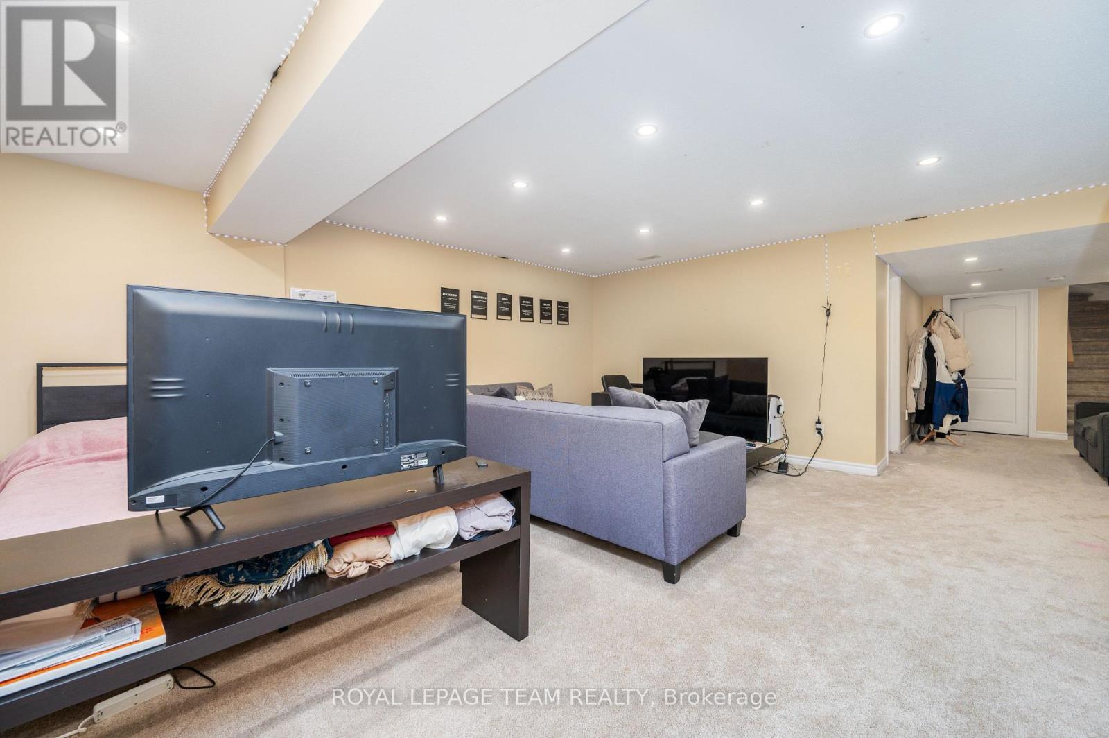 357 Widgeon Way, Ottawa, Ontario  K1T 0G1 - Photo 29 - X12173877