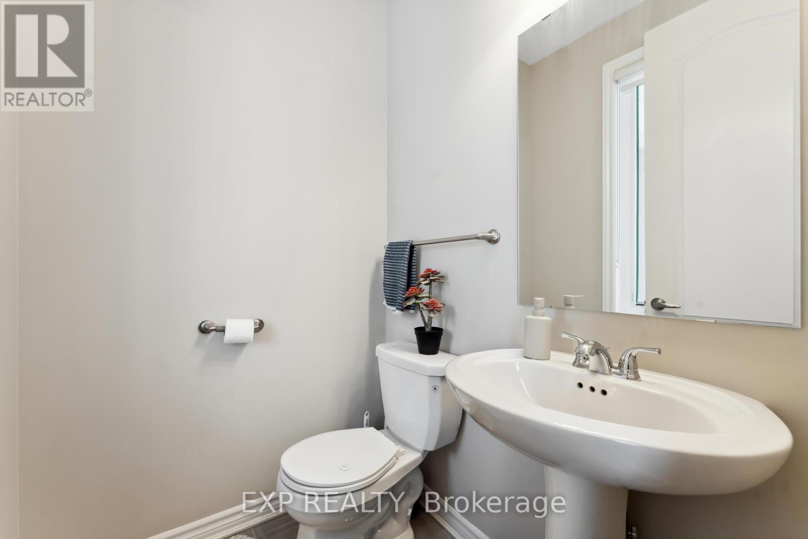 107 Aubrais Crescent, Ottawa, Ontario  K1W 0M9 - Photo 12 - X12173934