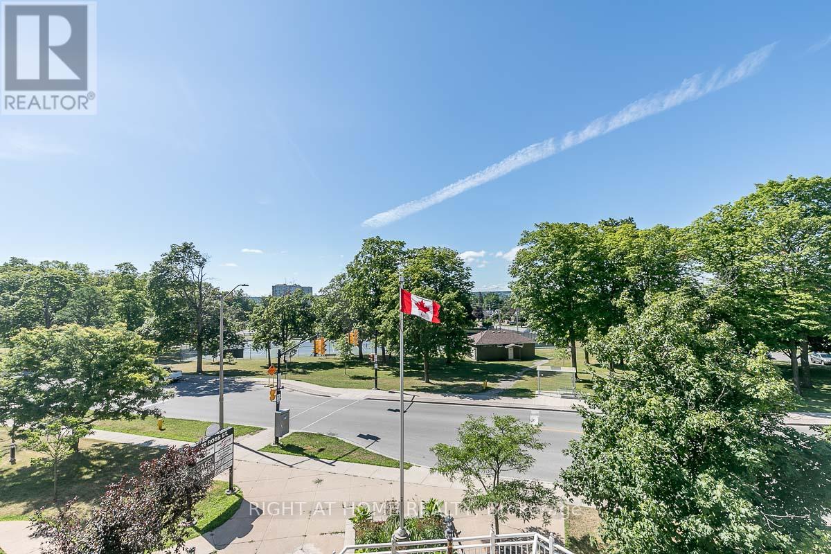 53 - 74 Ross Street, Barrie (Queen's Park), Ontario  L4N 1G3 - Photo 34 - S12173811