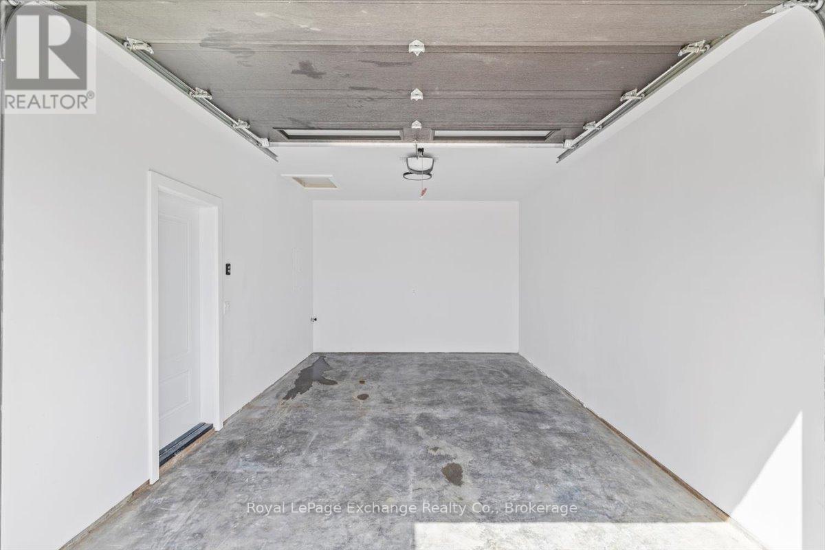 54 - 1071 Waterloo Street N, Saugeen Shores, Ontario  N0H 2C3 - Photo 23 - X12173872