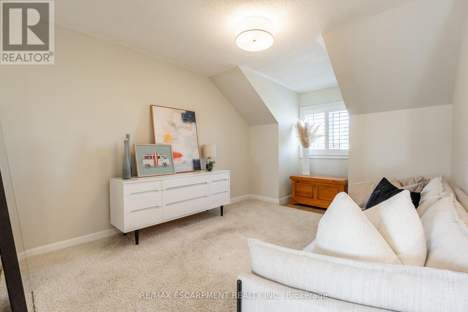 5170 Ridgewell Road, Burlington, Ontario  L7L 6N7 - Photo 26 - W12173800