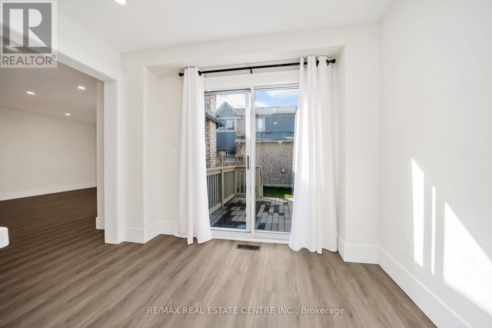 142 Ural Circle, Brampton, Ontario  L6R 1H1 - Photo 16 - W12173816