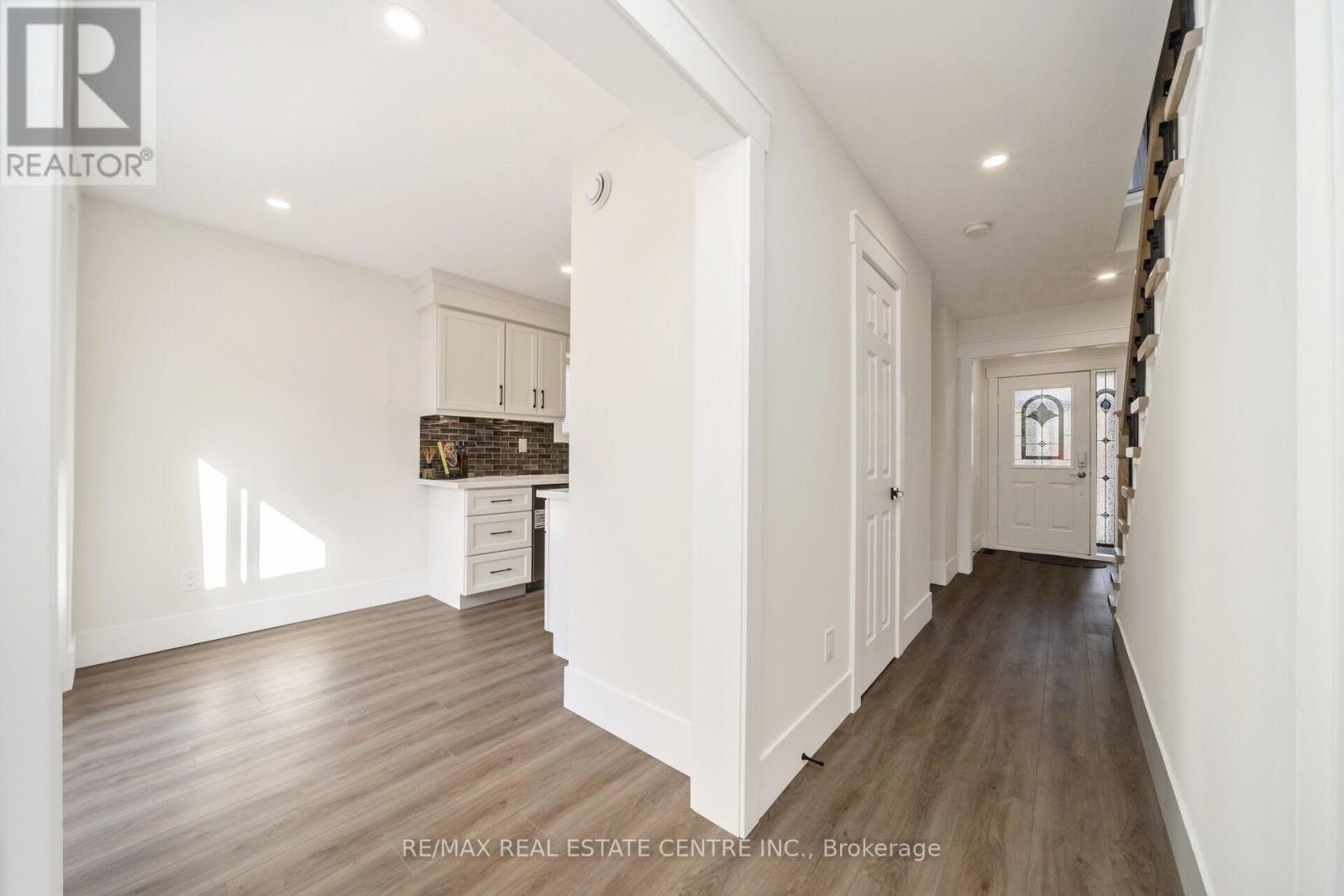142 Ural Circle, Brampton, Ontario  L6R 1H1 - Photo 21 - W12173816